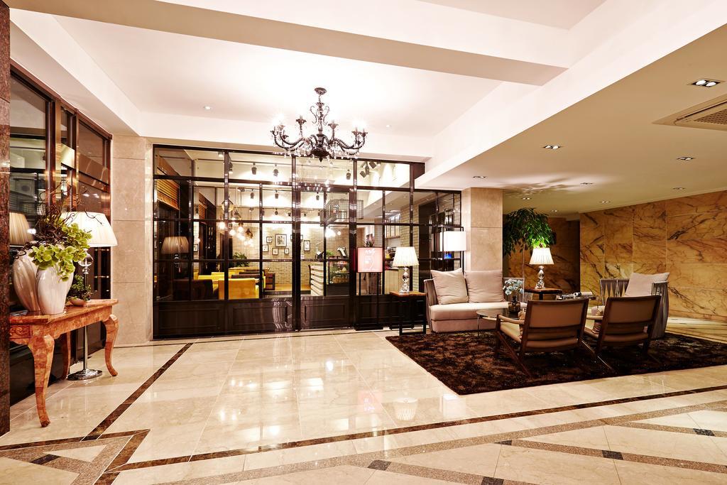 Hotel Namoo Cheong-Ju Cheongju Bagian luar foto