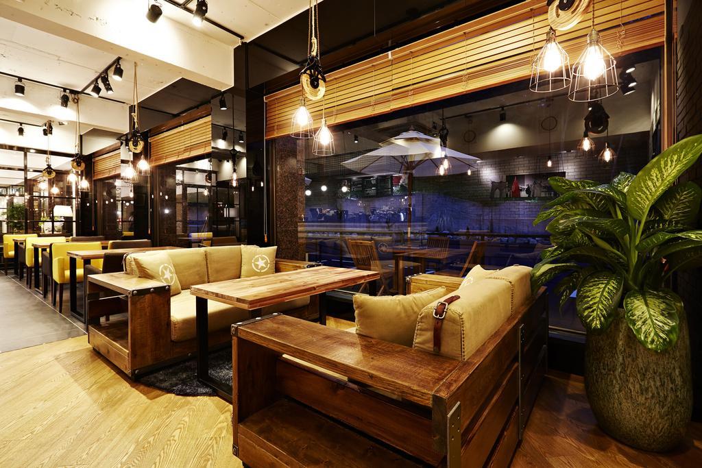 Hotel Namoo Cheong-Ju Cheongju Bagian luar foto