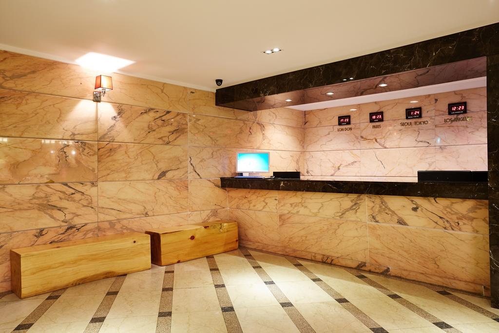 Hotel Namoo Cheong-Ju Cheongju Bagian luar foto